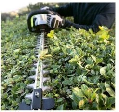 EGO HT2400E Hedgetrimmer 61cm Complete Kit -Garden Supply Store 33324 16633