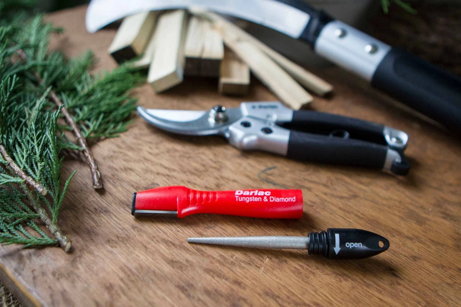 Darlac Tungsten & Diamond Sharpener Darlac Tungsten & Diamond Sharpener -Garden Supply Store 39234 12089