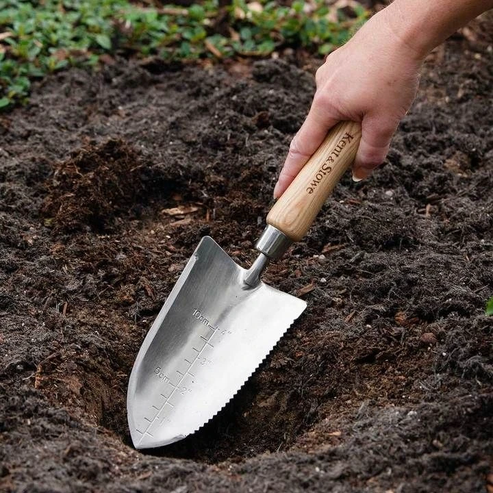 Kent & Stowe Stainless Steel Capability Trowel Kent & Stowe Stainless Steel Capability Trowel -Garden Supply Store 41220 10197